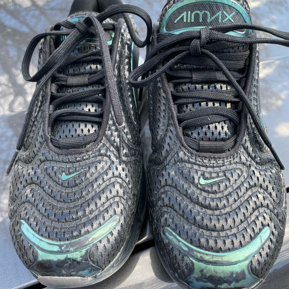 Nike Air Max 720 Youth Size 5